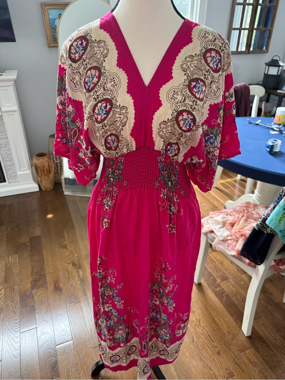 Women's Fuchsia Floral V-Neck Smocked Waist Dress About a Medium See Desc
